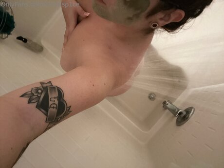 Chulasp1ce pretty pornstar photos