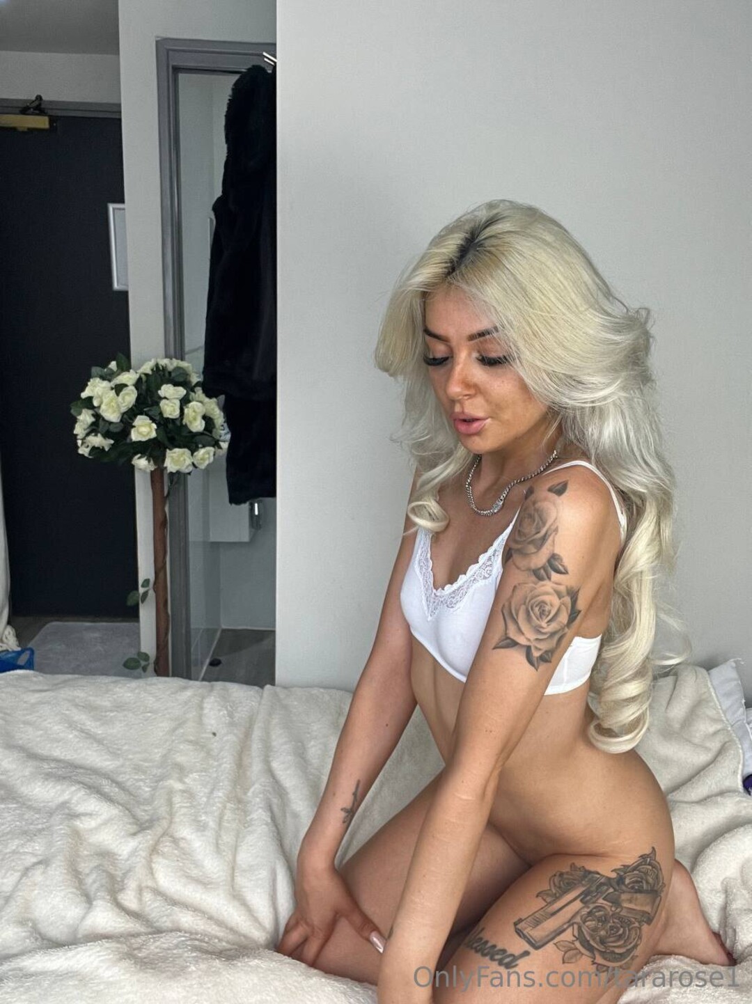 Tararose1 pornstar nice photo