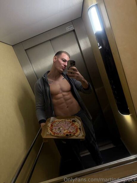 Martinwildx porn actress archive