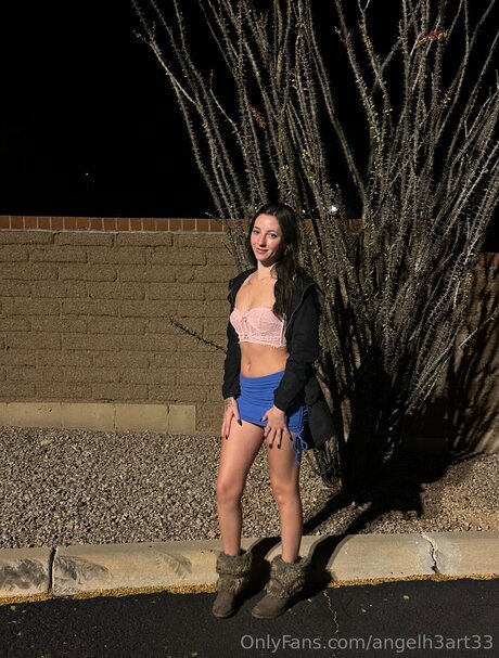 Angelh3art33 pornstar nudes photo