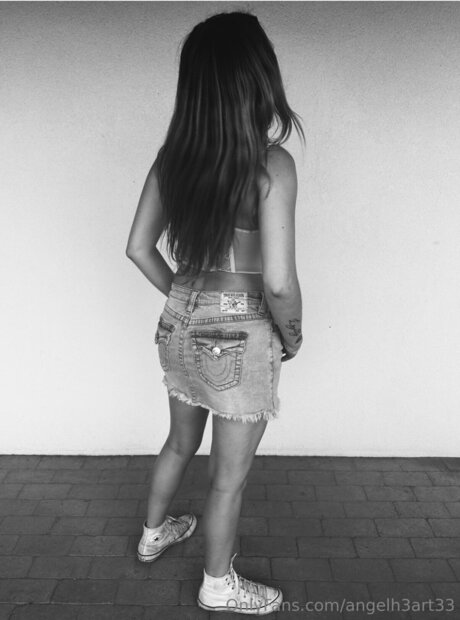 Angelh3art33 pornstar nudes pic