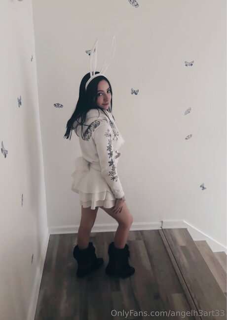 Angelh3art33 exclusive pornstar image