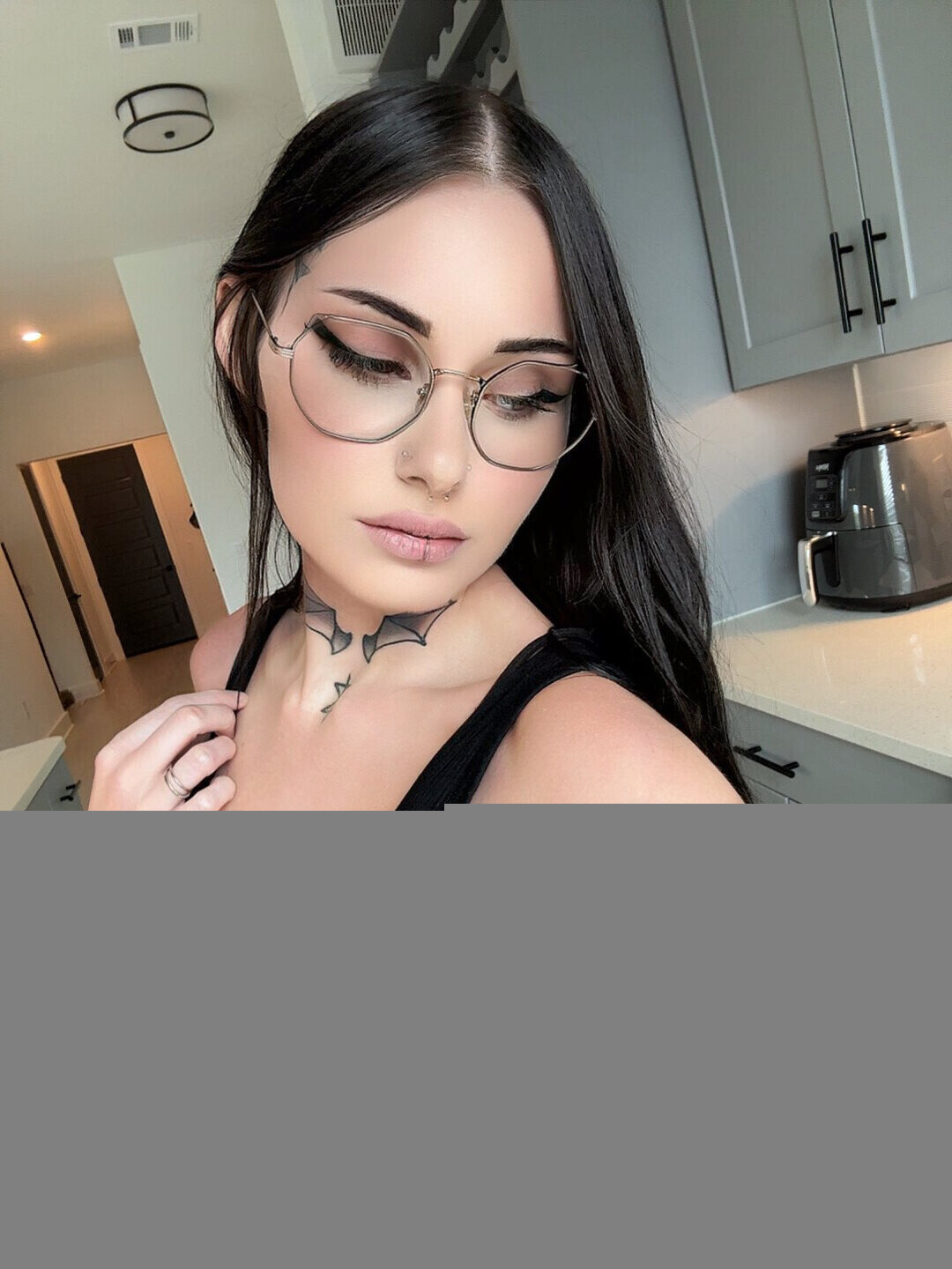 Jadelisee adult model pic