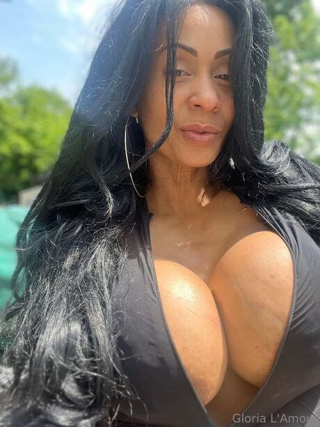 ebony wet pussy onlyfans nudes pic