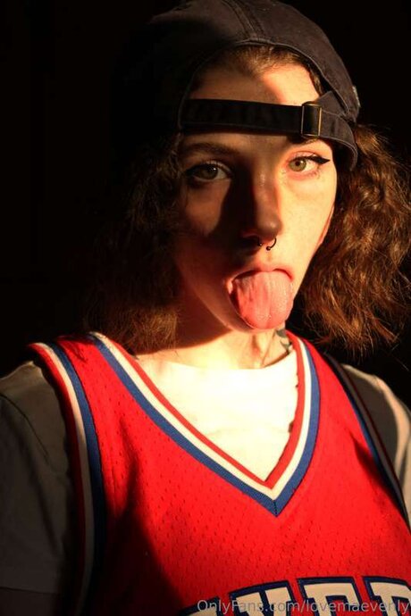 Lovemaevenly hot actress images