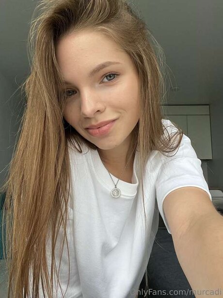 Murcadi free model pictures