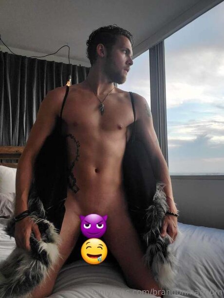 Brandonmagnum model hot images