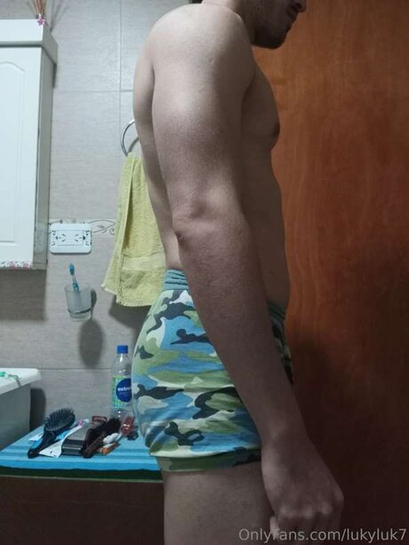 Lu Ken pretty actress photos