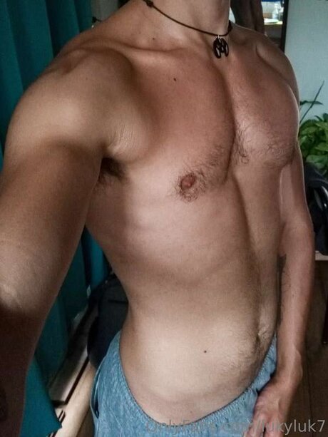 Lu Ken exclusive actress photo