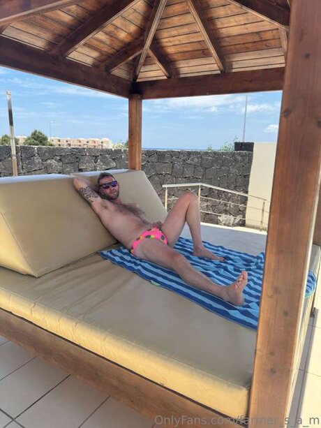 Farmer S A M hot star pictures