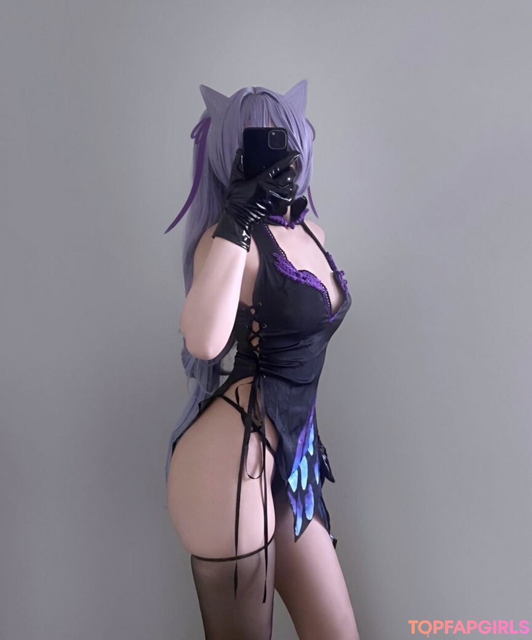 mwahgo perfect model photo