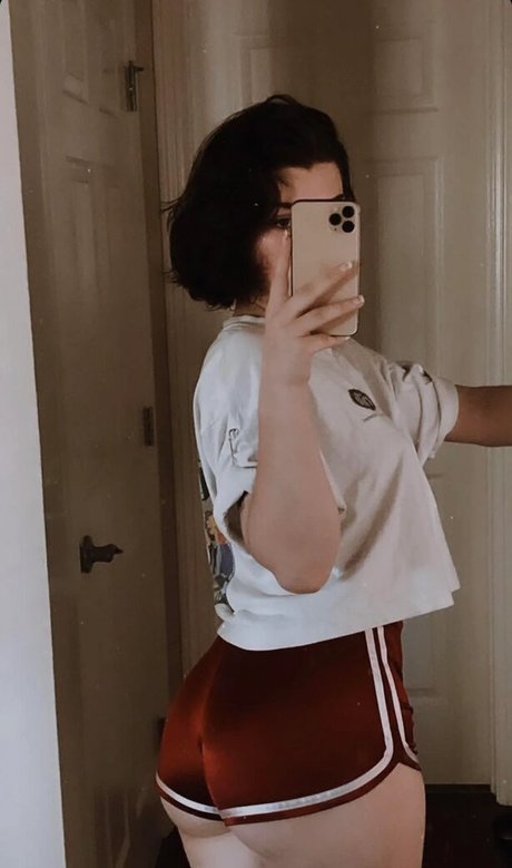 barista onlyfans sexy image