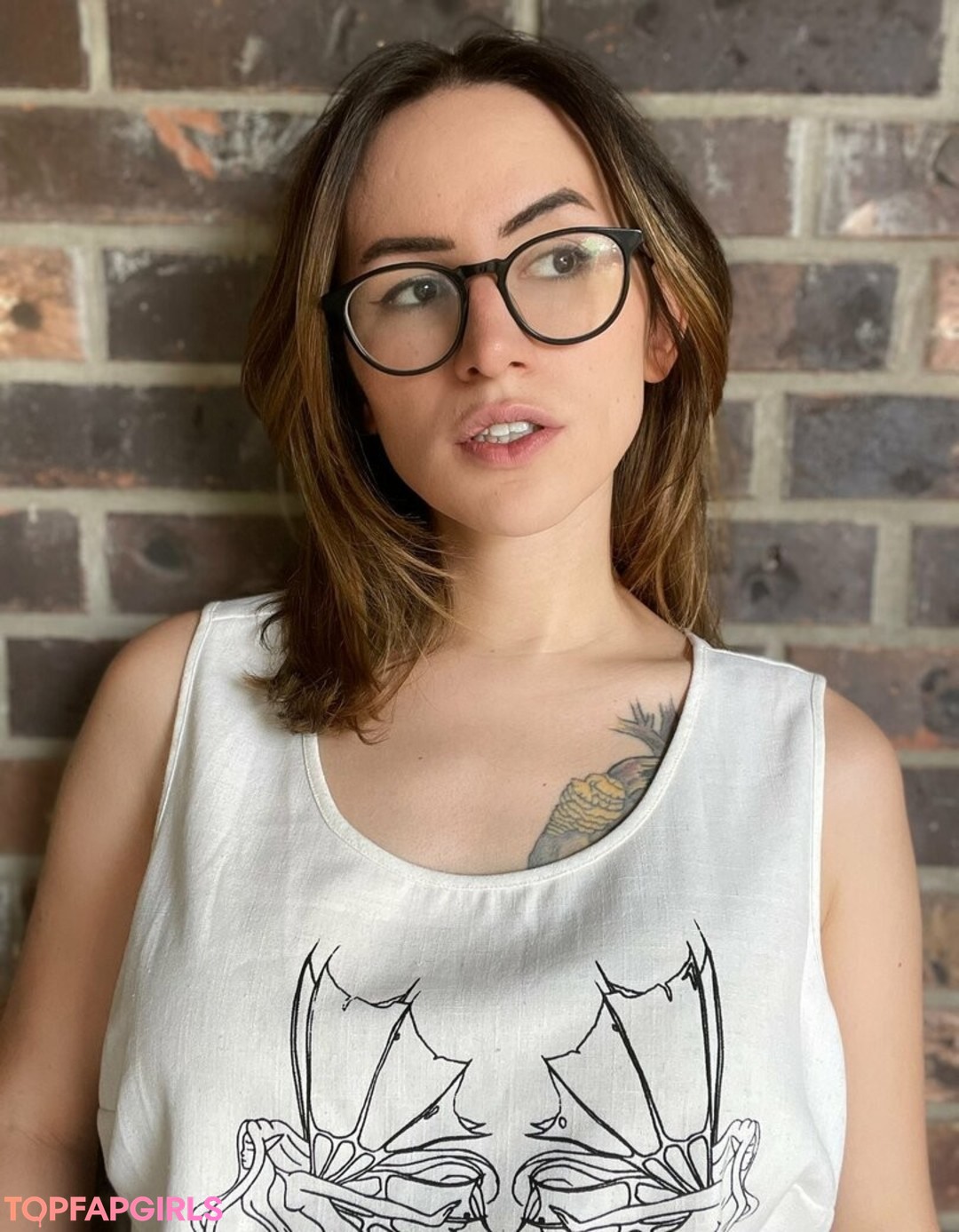 Arden Hart high quality star photo