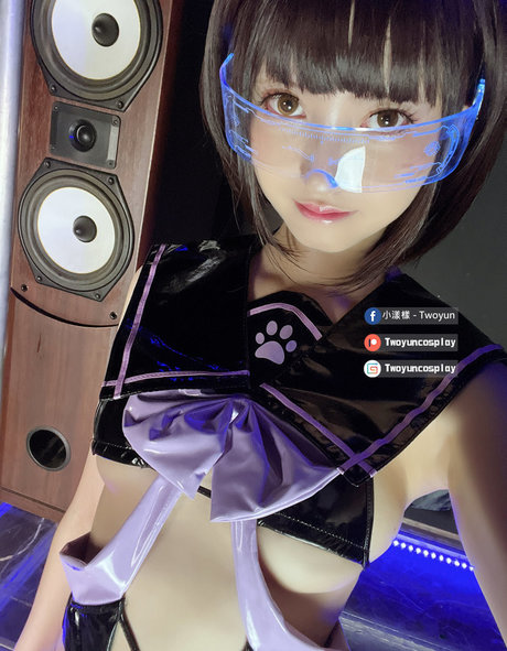 Twoyun star pretty photo