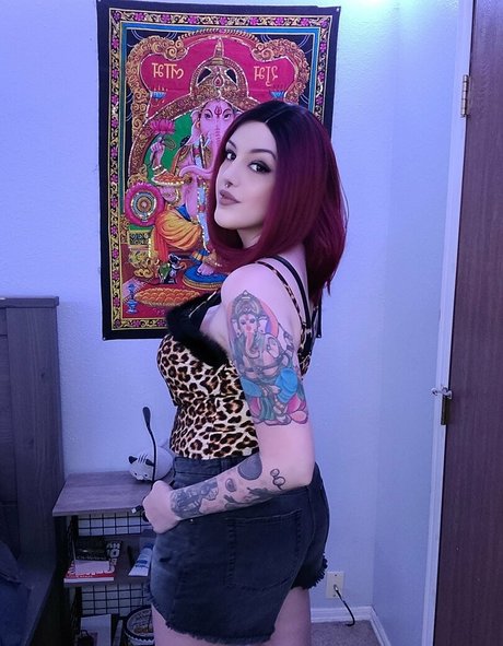 alexiwildexxx model pretty image