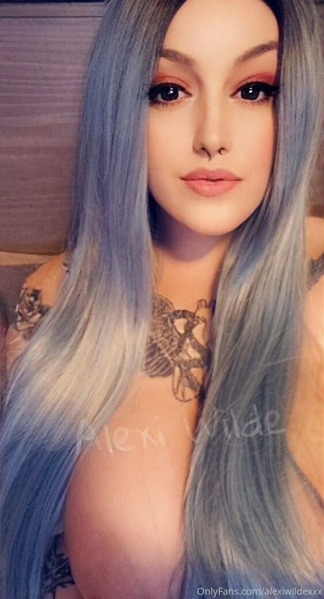 alexiwildexxx model hot pics