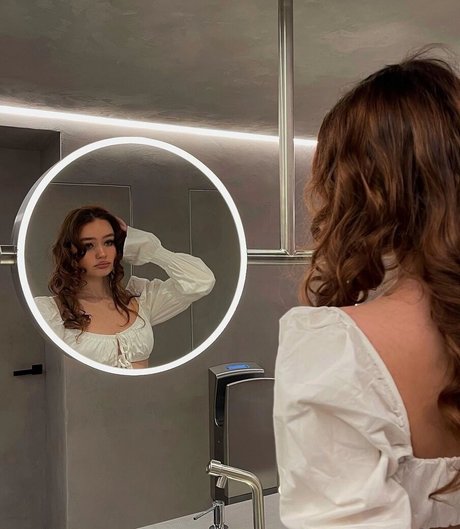 lyutaya ira pornographic star photos