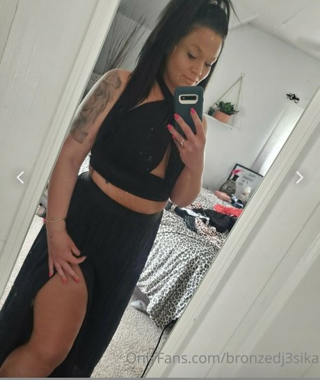 bronzedj3sika pornstar top pics