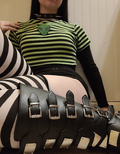 Morbid Mist naked actress img