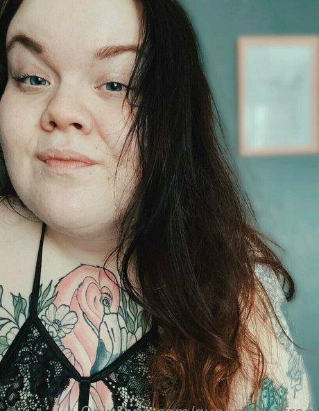 queenrixu7free nude actress pictures