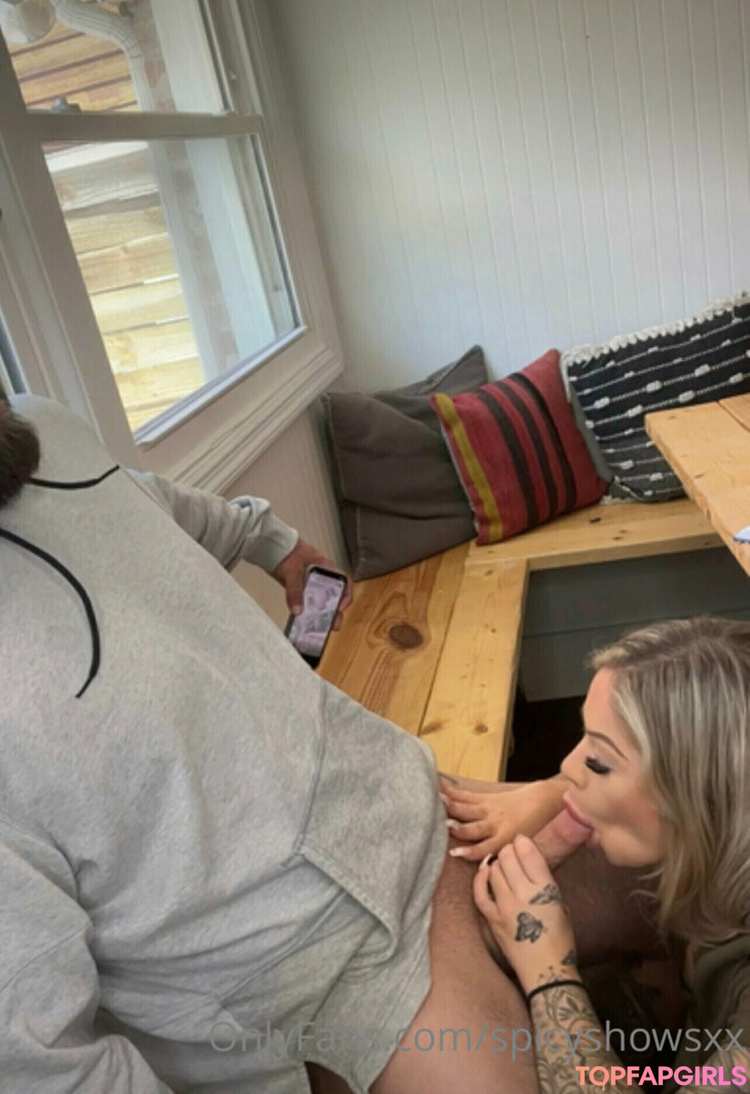 spicyshowsxx sexy star picture