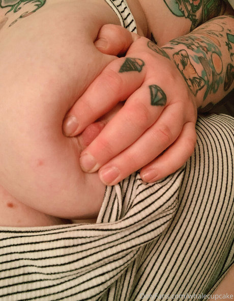 whalecupcake hot actress archive