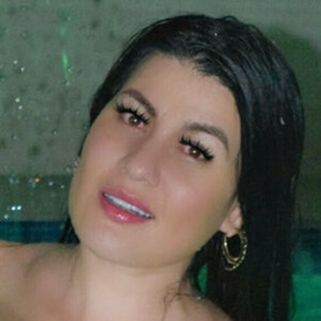 busty teen onlyfans nudes galleries