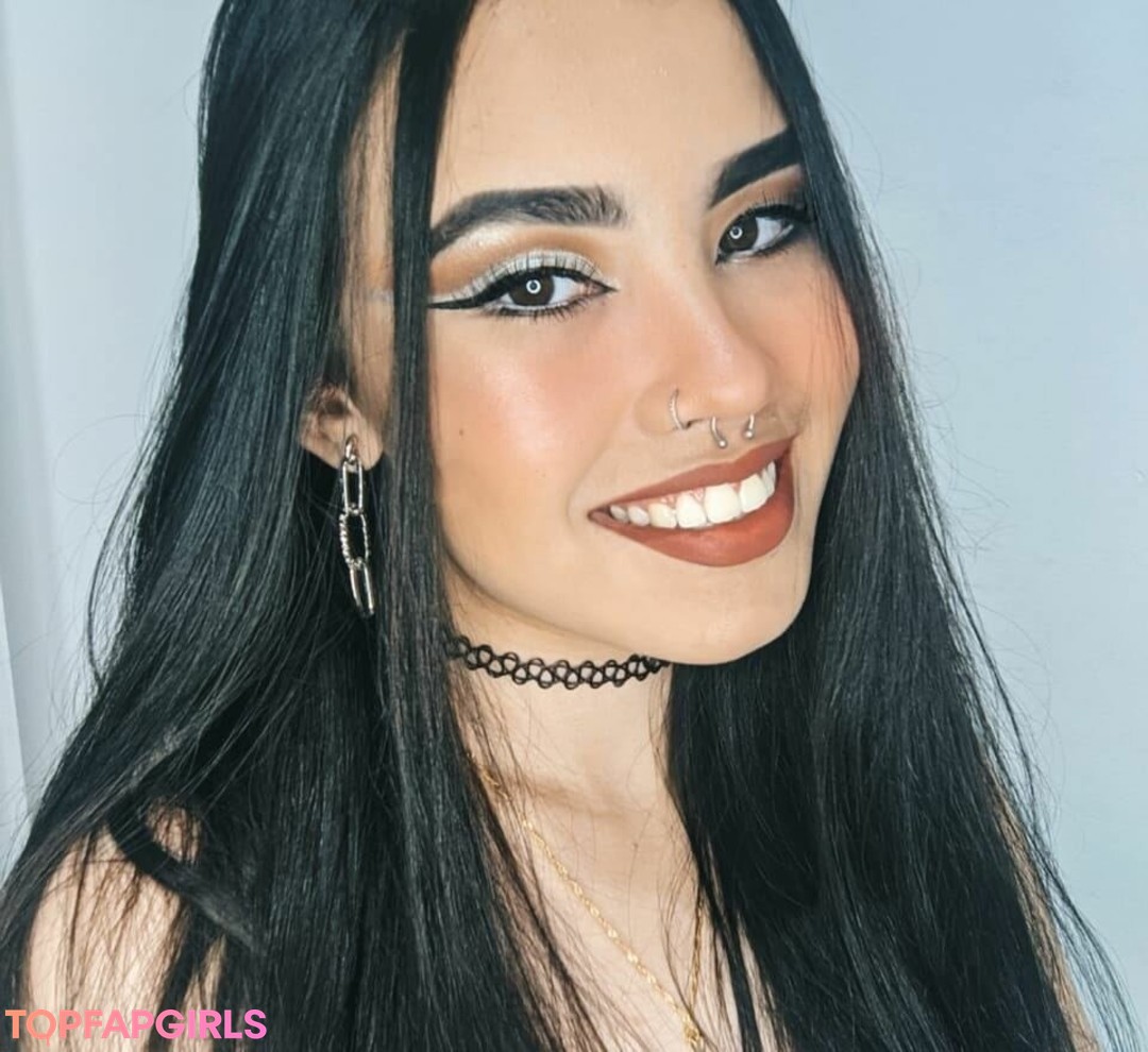 Stefanye Matsuda beautiful actress pictures