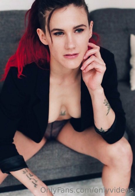 black female onlyfans free naked pictures