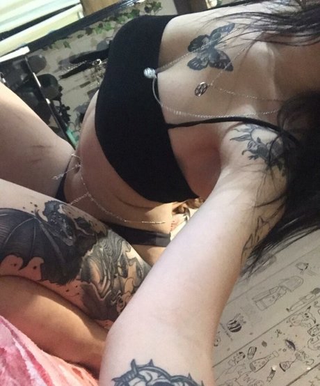 isa guim nice pornstar img