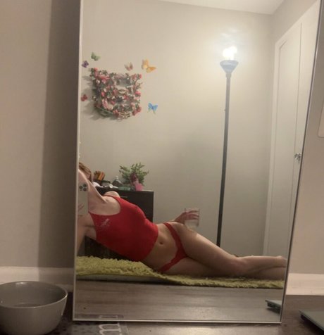 lilr3ds xxx actress gallery