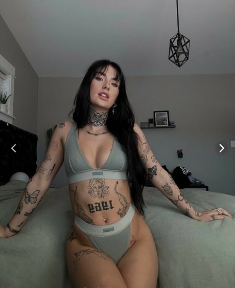 Emilysullivan nice actress photos