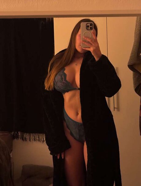 leenasofia hd pornstar pic