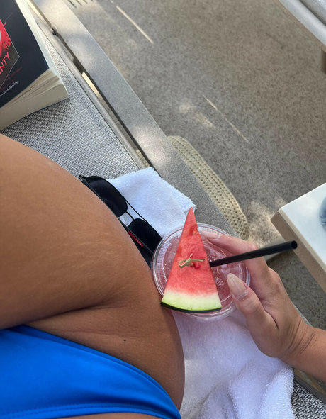 Lottie Loves ASMR model nude archive