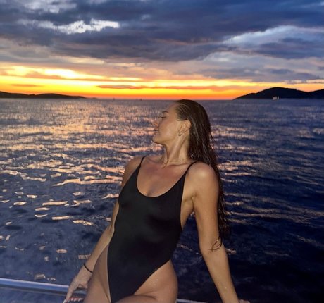 Lottie Loves ASMR free actress galleries