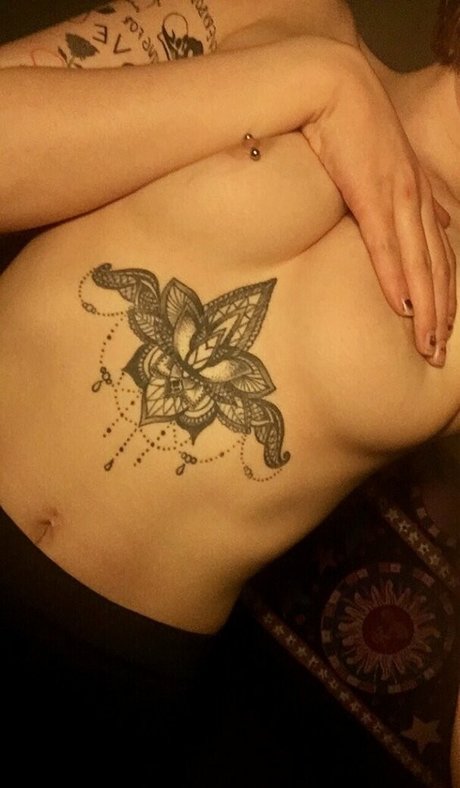 stepdaughter onlyfans nude photo