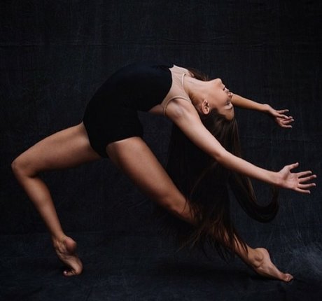 Chloe East high quality model galleries