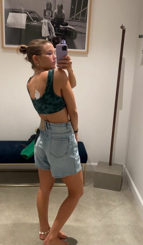 Chloe East nice actress pictures