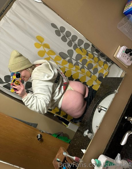 sunny84 free pornstar image