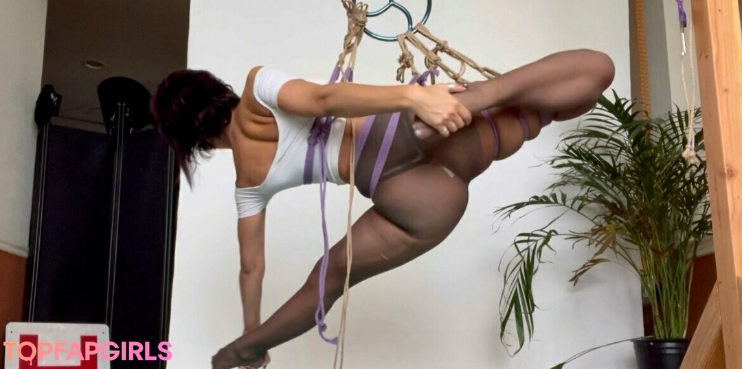 Selkieskins pornographic model galleries