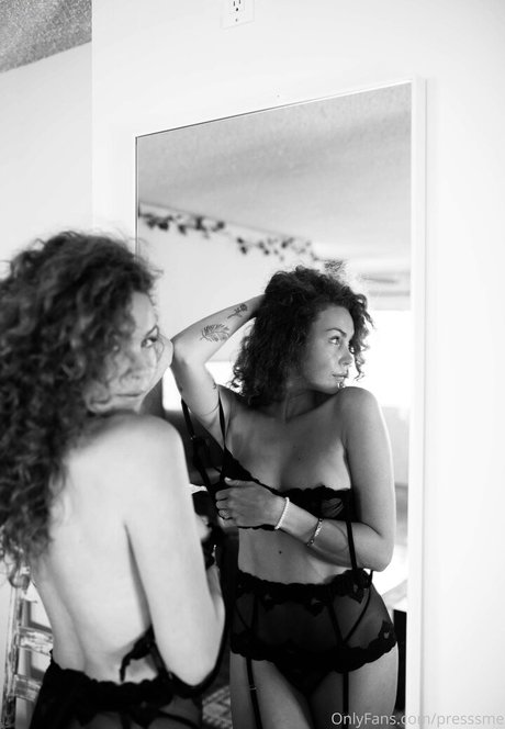 petite bbc onlyfans beautiful naked picture