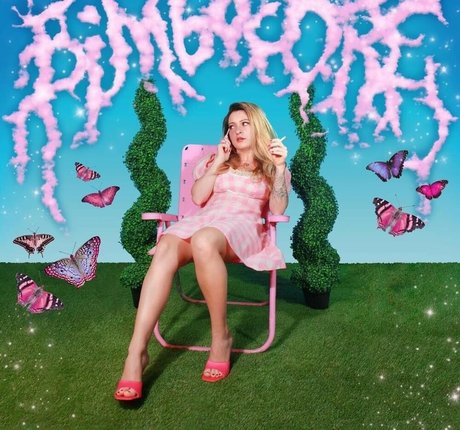 Scene Queen model pretty pictures