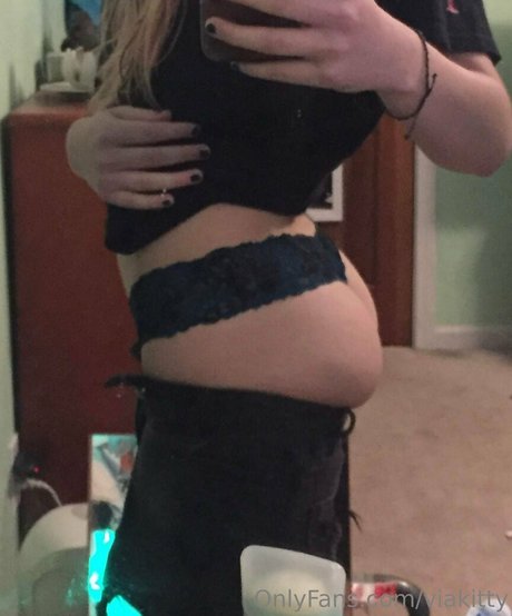 gloryhole wife onlyfans nudes images