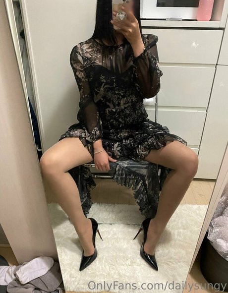 dailysungy adult actress image