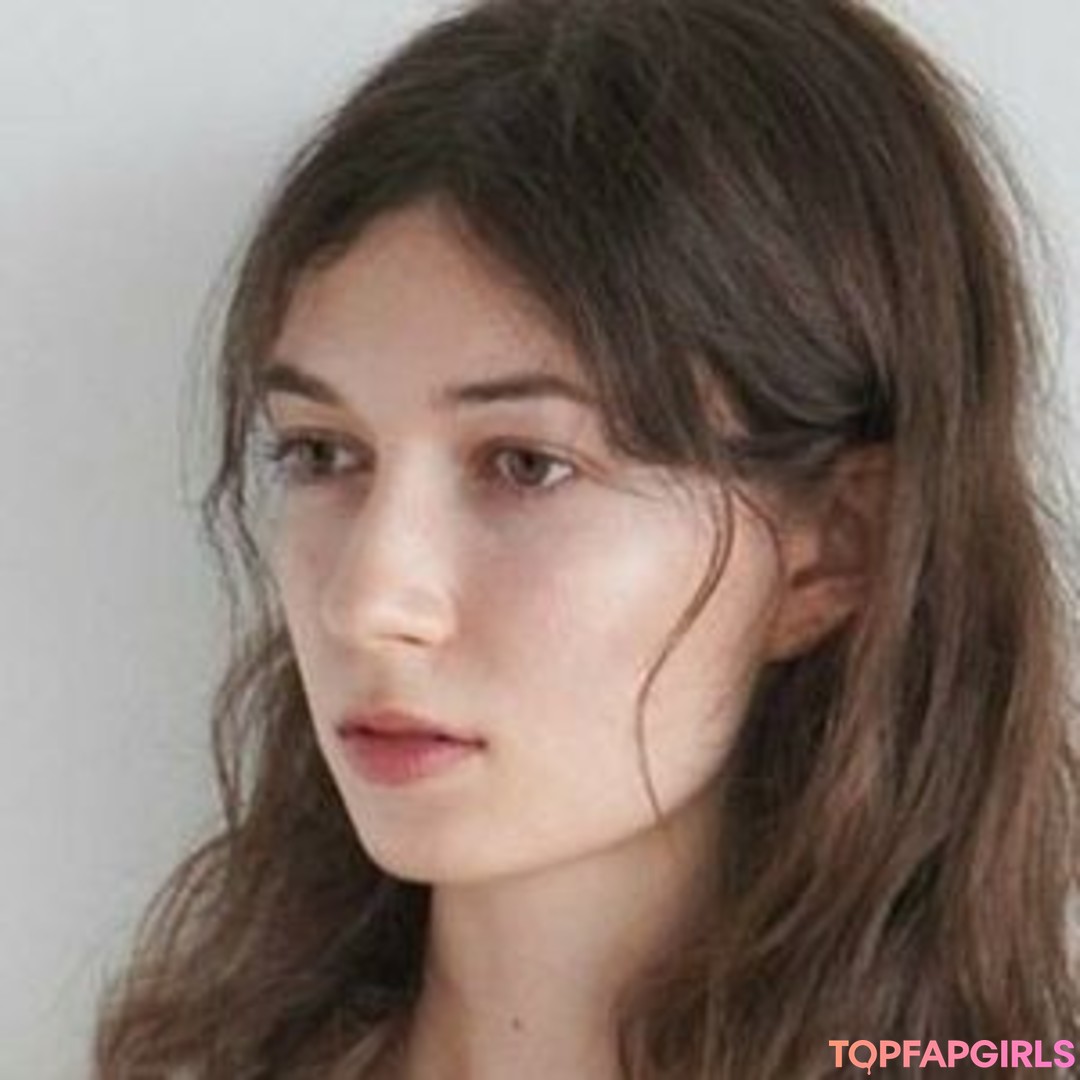 ASMR Alise erotic pornstar gallery