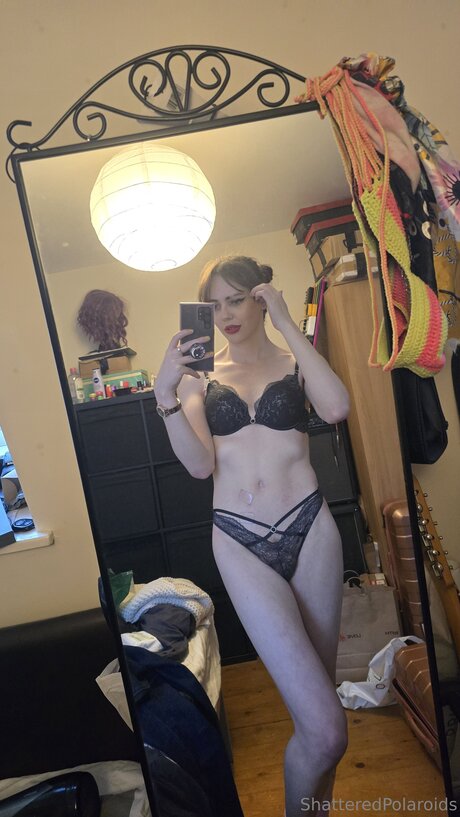 shatteredpolaroids star erotic photo