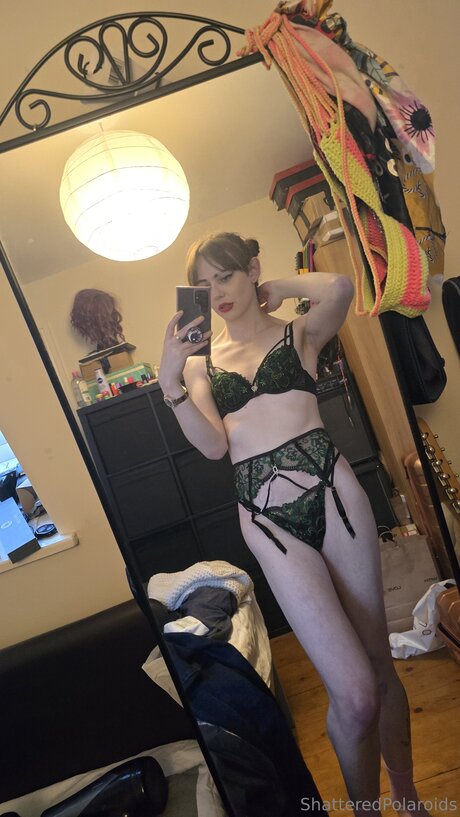 shatteredpolaroids pornstar sex image