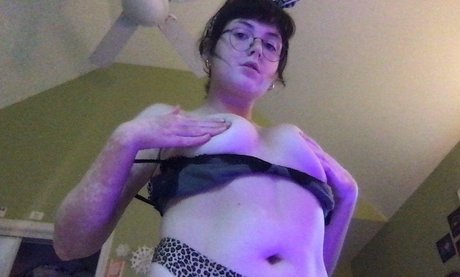 dankzestykale model top image