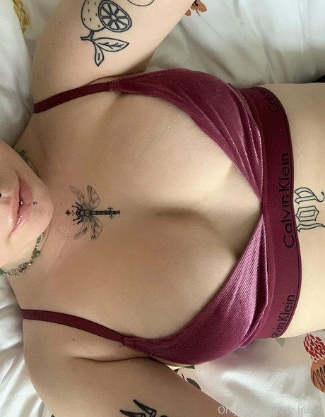 ez butler pornstar nude img