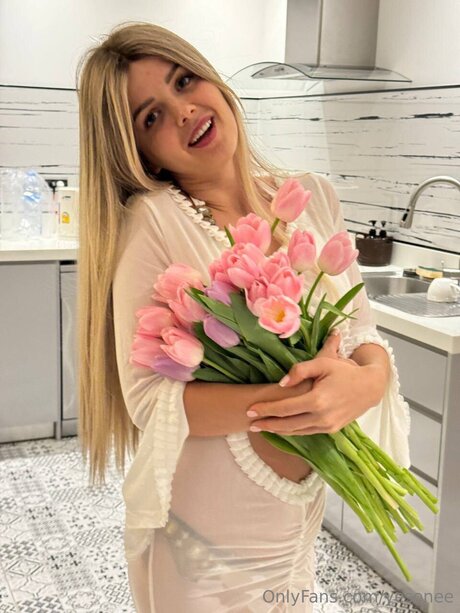 blonde natural onlyfans free xxx image